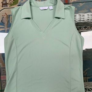 Women’s sports tank, perfect for golf or tennis!!